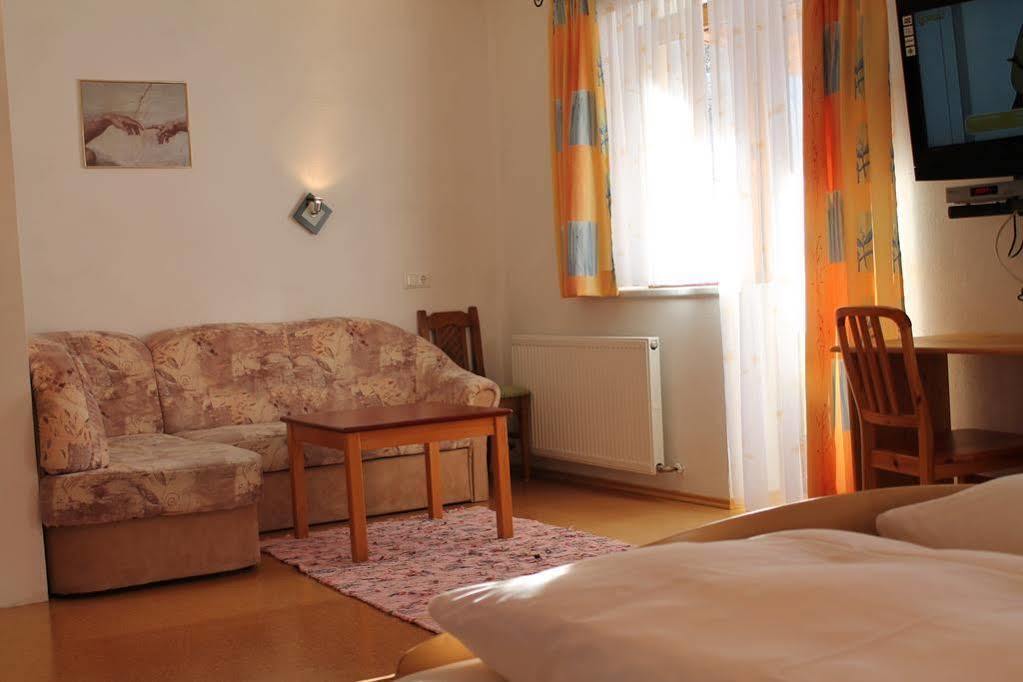 Hotel Sonne Niederau Exteriör bild